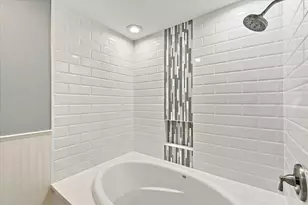 1500 Clover Ln, Fort Worth, TX 76107 - Photo 21