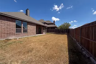 130 Red Pine Dr, Red Oak, TX 75154 - Photo 19