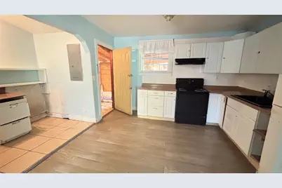3557 Pecos Street, Fort Worth, TX 76119 - Photo 7