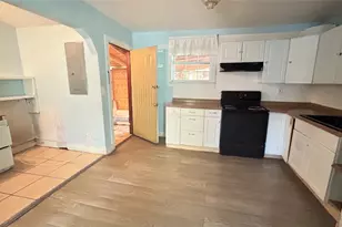 3557 Pecos St, Fort Worth, TX 76119 - Photo 7