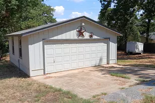 630 Cedarcrest Dr, Tool, TX 75143 - Photo 3