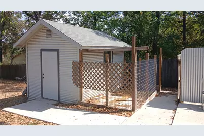 630 Cedarcrest Drive, Tool, TX 75143 - Photo 17