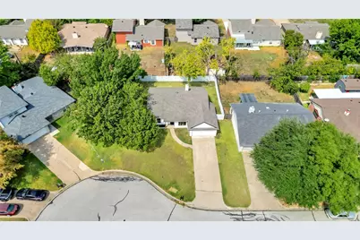 8 Atlanta Court, Mansfield, TX 76063 - Photo 3