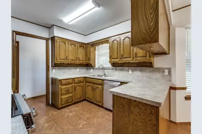 2126 Pecos Drive, Grapevine, TX 76051 - Photo 3