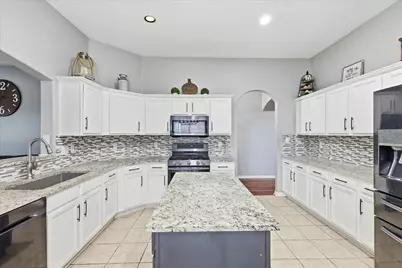 5403 Lavaca Road, Grand Prairie, TX 75052 - Photo 9