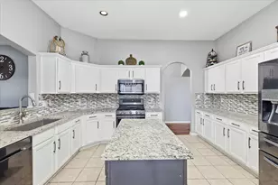 5403 Lavaca Rd, Grand Prairie, TX 75052 - Photo 9
