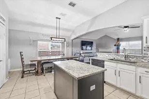 5403 Lavaca Rd, Grand Prairie, TX 75052 - Photo 7