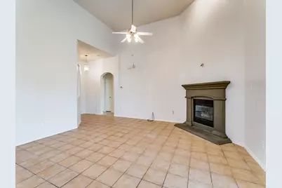 6357 Redeagle Creek Drive, Fort Worth, TX 76179 - Photo 3