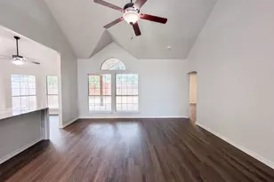 5821 Starboardway Dr, Fort Worth, TX 76135 - Photo 3
