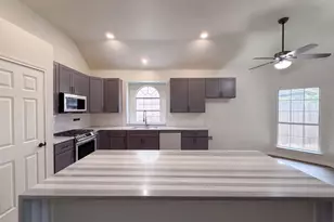 5821 Starboardway Dr, Fort Worth, TX 76135 - Photo 25