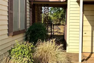 705 N Derby St, Denison, TX 75020 - Photo 5