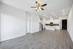 924 Heart Reef Rd, Plano, TX 75075 - Photo 5