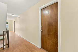 410 W Franklin St, Waxahachie, TX 75165 - Photo 11