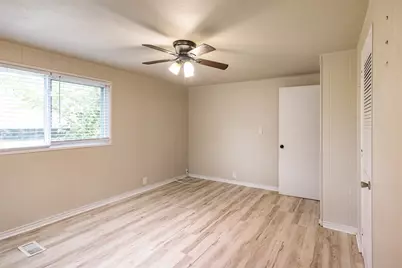 110 W Shadowwood Street, Gun Barrel City, TX 75156 - Photo 17