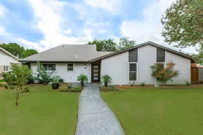407 Pleasant Valley Lane, Richardson, TX 75080 - Photo 1