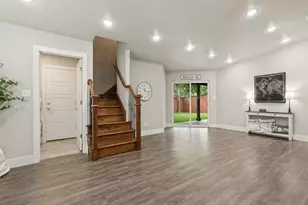 407 Pleasant Valley Ln, Richardson, TX 75080 - Photo 11