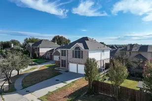 7874 Parkmount Ct, Fort Worth, TX 76137 - Photo 3