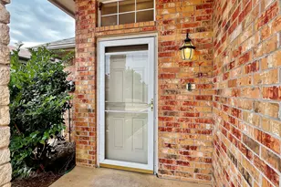 5131 Trail Dust Ln, Arlington, TX 76017 - Photo 3