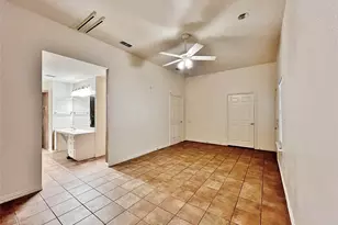 5131 Trail Dust Ln, Arlington, TX 76017 - Photo 13