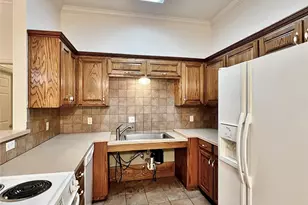 5131 Trail Dust Ln, Arlington, TX 76017 - Photo 7