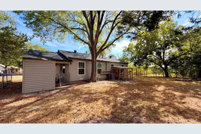 113 Hackberry Street, Terrell, TX 75160 - Photo 11