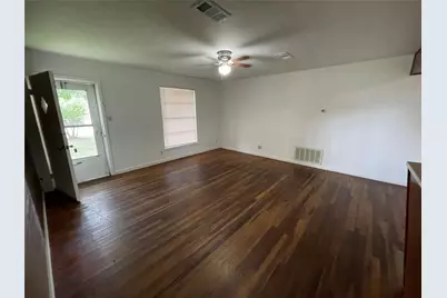 204 E 6th Street, Tolar, TX 76476 - Photo 9