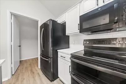 7217 Fossil Hill Drive, Arlington, TX 76002 - Photo 11