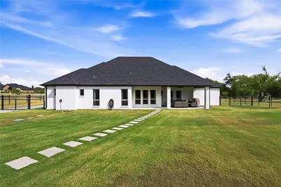 1135 Paradise Parkway, Poolville, TX 76487 - Photo 35