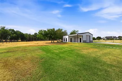 1135 Paradise Parkway, Poolville, TX 76487 - Photo 37