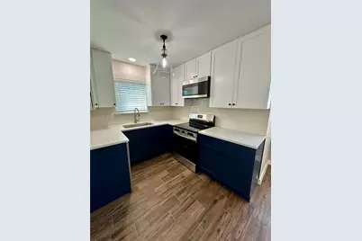 120 Lakeway Drive, Benbrook, TX 76126 - Photo 9