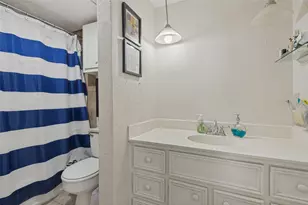 4430 Harlanwood Dr N, Fort Worth, TX 76109 - Photo 7