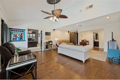 10209 Regal Oaks Drive #211, Dallas, TX 75230 - Photo 13