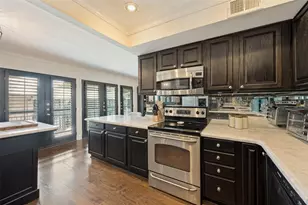 10209 Regal Oaks Dr, Dallas, TX 75230 - Photo 5