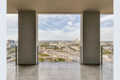 1717 Arts Plaza #1804, Dallas, TX 75201 - Photo 5