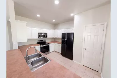 2617 Silver Hill Drive, Fort Worth, TX 76131 - Photo 7