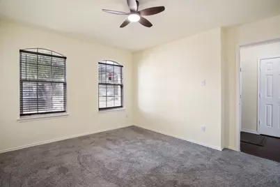 2456 Arroyo Springs Drive, Grand Prairie, TX 75052 - Photo 7
