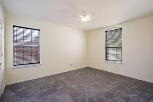 2456 Arroyo Springs Dr, Grand Prairie, TX 75052 - Photo 27