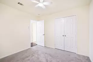 2456 Arroyo Springs Dr, Grand Prairie, TX 75052 - Photo 13
