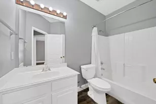 2633 Pioneer Bluffs Rd, Balch Springs, TX 75181 - Photo 11
