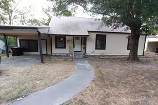 1113 Commerce Dr, Greenville, TX 75401 - Photo 1