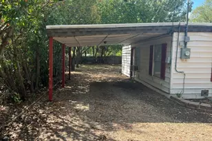 711 Hall St, Lancaster, TX 75146 - Photo 3