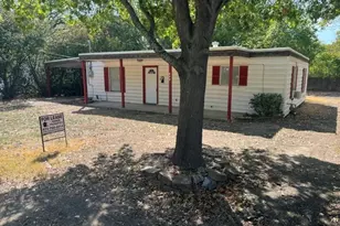 711 Hall St, Lancaster, TX 75146 - Photo 1