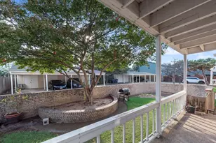 817 Pavillion St, Dallas, TX 75204 - Photo 19