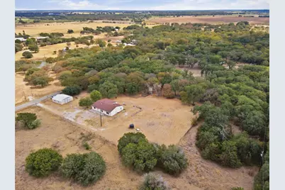 1005 Hickey Court, Granbury, TX 76049 - Photo 39