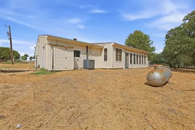 1005 Hickey Court, Granbury, TX 76049 - Photo 31