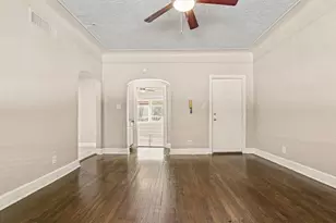 4515 Swiss Ave, Dallas, TX 75204 - Photo 3