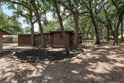 294 Thomas Len Road, Azle, TX 76020 - Photo 37