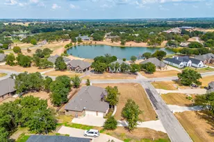 102 Eagle Dr, Lipan, TX 76462 - Photo 3
