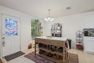 2120 W Grove Ln, Grand Prairie, TX 75052 - Photo 21