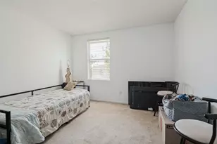 2120 W Grove Ln, Grand Prairie, TX 75052 - Photo 19